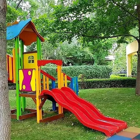 Niko Apartament