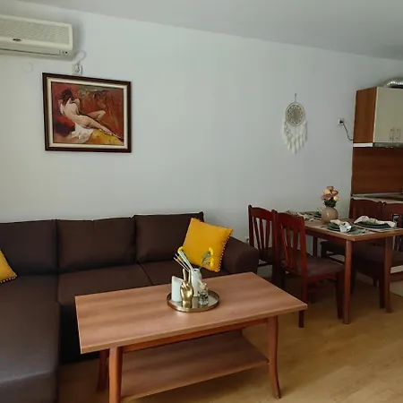 Apartament Niko