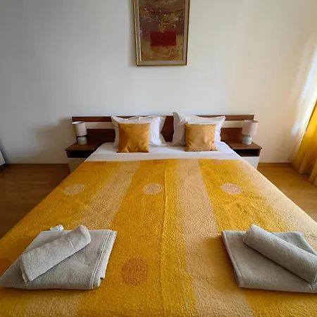 Niko Apartament