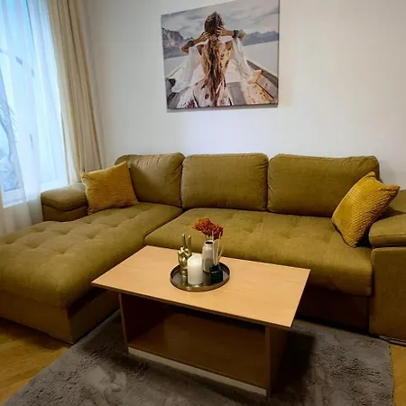 Apartament Niko *